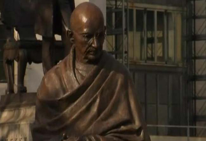 gandhi-statue_650x400_61426329560