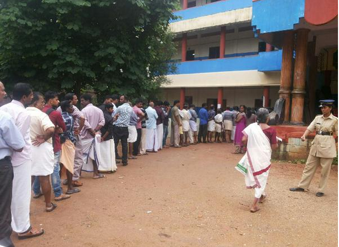 aruvi poll