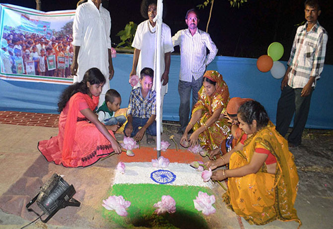 india-bangladesh-land-swap-celebrations_650x400_41438396108