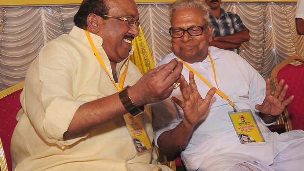 vs and vellappalli