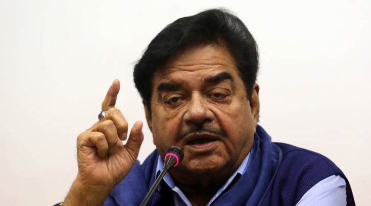 BJP MP and actor Shatrughan Sinha addresses during a latest book discussion of Congress leader Manish Tewari entitled "Tidings of Troubled Times"  at a function in New Delhi on Wednesday.Suhel Seth is also seen. Express Photo by Prem Nath Pandey. 01.11.2017.
