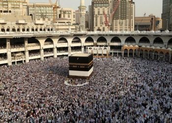 Muslim pilgrims circle the Kaaba at the Grand mosque in Mecca, Saudi Arabia September 8, 2016.  REUTERS/Ahmed Jadallah