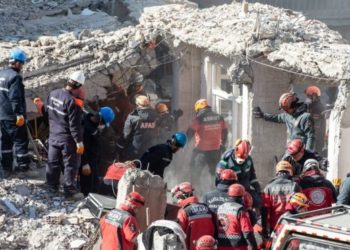 തുർക്കിയിലെ ശക്തമായ ഭൂചലനം : മരണസംഖ്യ 36 ആയി