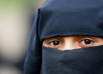 നിക്കാഹ് ഹലാലയ്ക്കും ബഹുഭാര്യത്വത്തിനുമെതിരായ ഹര്ജി സുപ്രിം കോടതിയില്:കക്ഷി ചേരാന് മുസ്ലിം വ്യക്തിനിയമ ബോര്ഡും