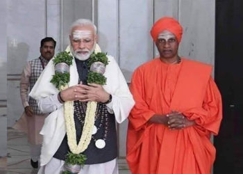 സിദ്ധ ഗംഗാ മഠത്തില്‍ ത്രിപുണ്ഡ്രമണിഞ്ഞ മോദി:എന്താണ് ത്രിപുണ്ഡ്രം?