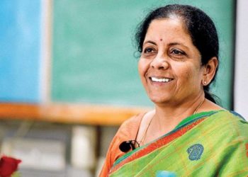 ഇന്ത്യയുടെ കഴിഞ്ഞ ആറ് വർഷങ്ങളിലെ പൗരത്വ പ്രക്രിയ : പൗരത്വം നൽകിയവരുടെ  കണക്കു വെളിപ്പെടുത്തി കേന്ദ്ര ധനകാര്യമന്ത്രി നിർമല സീതാരാമൻ