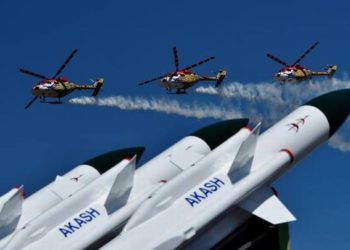 പ്രഹരശക്തി പ്രകടിപ്പിച്ച് ഇന്ത്യൻ സേനകൾ : അഭിമാനപുളകിതമായി രാഷ്ട്രം