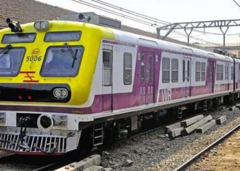 ഒറ്റ ദിവസത്തിൽ വിറ്റത് അഞ്ചര ലക്ഷം ഡിജിറ്റൽ ടിക്കറ്റുകൾ : റെക്കോർഡ് നേട്ടവുമായി പശ്ചിമ റെയിൽവേ