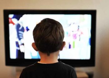 “വെണ്ണ പോലുള്ള ചർമം” പോലത്തെ വ്യാജ പരസ്യങ്ങൾക്ക് നിയന്ത്രണം : ഉപഭോക്താക്കളെ കബളിപ്പിക്കുന്ന പരസ്യങ്ങൾക്ക് പൂട്ടിടാൻ കേന്ദ്രസർക്കാർ