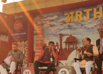 ‘ഹിന്ദുമതം ദൈവത്തിലേക്ക് നയിക്കുന്നുവെന്ന് പറഞ്ഞാല്‍ ഒവൈസിയ്ക്ക് ഇസഡ് പ്ലസ് സുരക്ഷ നല്‍കേണ്ടി വരും’സംവാദത്തില്‍ ഒവൈസിയെ മലര്‍ത്തിയടിച്ച് സുബ്രഹ്മണ്യന്‍ സ്വാമി:ഹിന്ദുമതമൊഴിച്ച് ഇസ്ലാമും, കൃസ്ത്യന്‍ മതവും മറ്റ് മതങ്ങള്‍ ദൈവങ്ങളിലേക്ക് നയിക്കുന്നില്ലെന്ന് വിശ്വസിക്കുന്നു”