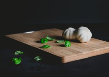 വെളുത്തുള്ളിയ്ക്ക് കൊറോണ ബാധയെ തടയാനുള്ള കഴിവില്ല : മുന്നറിയിപ്പുമായി ലോകാരോഗ്യസംഘടന