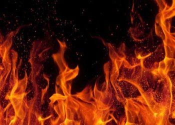 ആലപ്പുഴയിലെ ബിസ്മി സൂപ്പർ മാർക്കറ്റിൽ വൻ അഗ്നിബാധ : സംഭവം നടന്നത് ഇന്ന് പുലർച്ചെ