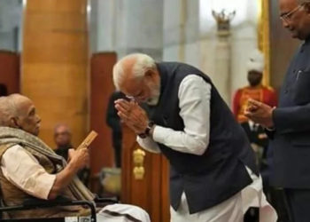 ”പി.പരമേശ്വര് ജിയെക്കുറിച്ച് എന്തിനെഴുതി എന്ന് എന്നെ വിളിച്ച് ഉപദേശിച്ചവര്ക്കുള്ള മറുപടിയാണിത്”-സംവിധായകന്റെ കുറിപ്പ്