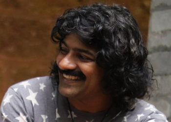 ‘ഈ ചെറ്റകളെയൊക്കെ വിശ്വസിച്ച് കുറേക്കാലം ഇടതുസഹയാത്രികനാവേണ്ടി വന്നതിലെ വലിയ കുറ്റബോധം എന്നേപ്പോലെ എത്ര കലാപ്രവര്ത്തകര് അനുഭവിക്കുന്നുണ്ടെന്ന് പാര്ട്ടി നേതൃത്വം മനസിലാക്കിയില്ല’:സിപിഎമ്മില് ഇനി പ്രതീക്ഷയില്ലാത്തതിനാലാണ് മാറി ചിന്തിക്കേണ്ടി വരുന്നതെന്ന് ഞെരളത്ത് ഹരിഗോവിന്ദന്