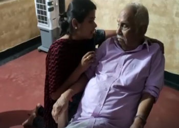 കീര്‍ത്തനങ്ങളില്‍ അലിഞ്ഞ്, ഓര്‍മ്മകള്‍ പങ്കുവച്ച്- പരമേശ്വര്‍ജിയുടെ അന്ത്യ നിമിഷങ്ങള്‍ക്ക് തൊട്ടു മുമ്പുള്ള വീഡിയൊ