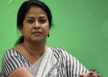 ചിദംബരത്തിനെതിരെ പ്രണബ് മുഖർജിയുടെ മകൾ : അധികം ആഹ്ലാദിക്കേണ്ടെന്ന് ശർമ്മിഷ്ഠ