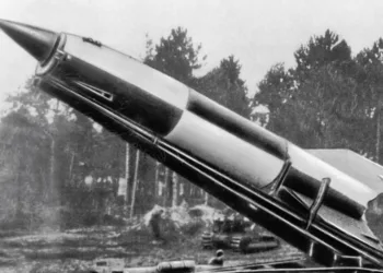 V-2- ഹിറ്റ്‌ലറുടെ ബാലിസ്റ്റിക് മിസൈൽ ; ബഹിരാകാശ പദ്ധതികൾക്ക് ജീവൻ നൽകിയ ആയുധം