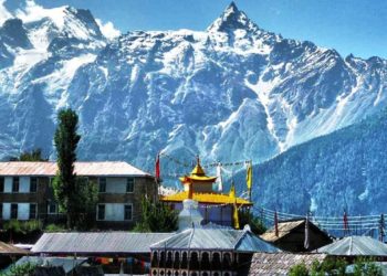 ഹിമാചൽപ്രദേശിലും ലോക്ഡൗൺ പ്രഖ്യാപിച്ചു : രാജ്യത്തെ 14 സംസ്ഥാനങ്ങൾ നിശ്ചലം