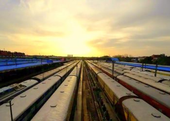 ചരിത്രത്തിലാദ്യമായി ഒറ്റ ട്രെയിൻ പോലും ട്രാക്കിലില്ലാതെ. റെയിൽവേയുടെ ജന്മദിനം : ഇന്ത്യൻ റെയിൽവേയ്ക്ക് 167 വയസ്