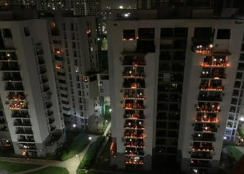 കൊവിഡിനെതിരെയുള്ള ഐക്യദീപത്തില്‍ തിളങ്ങി രാജ്യം:മോദിയുടെ ആഹ്വാനം ചരിത്രമായി, പിന്തുണ അര്‍പ്പിച്ച് വിദേശരാജ്യങ്ങളും