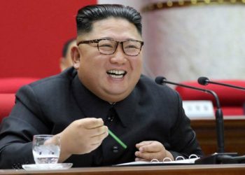 അഭ്യൂഹങ്ങൾ പലത് : കിം ജോങ് ഉൻ ജീവനോടെയുണ്ടെന്ന് ദക്ഷിണ കൊറിയ