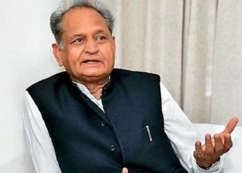 കോവിഡ്-19 വിരുദ്ധ പോരാട്ടം : മരിച്ച സർക്കാർ ഉദ്യോഗസ്ഥരുടെ ബന്ധുക്കൾക്ക് 50 ലക്ഷം നൽകുമെന്ന് രാജസ്ഥാൻ സർക്കാർ