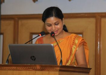 “പി.ആർ വർക്കിന് വേണ്ടി സംസ്ഥാന സർക്കാർ ചിലവാക്കുന്നത് ആറു കോടി, കേസ് കണ്ടു തിരിഞ്ഞോടില്ല”