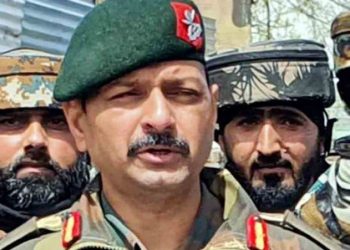 കേണൽ അശുതോഷ് ശർമ്മ; ദീപ്ത സ്മരണയാകുന്നത് ഭീകരവിരുദ്ധ പോരാട്ടങ്ങളിൽ രണ്ട് തവണ ധീരതാ മെഡൽ നേടിയ ഭാരതാംബയുടെ വീരപുത്രൻ, ശക്തമായ തിരിച്ചടിക്ക് തയ്യാറെടുത്ത് സൈന്യം
