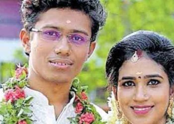 കോവിഡ് ഡ്യൂട്ടിയ്ക്കിടയിൽ മാംഗല്യം : പിറ്റേന്നു തന്നെ ജോലിക്ക് കയറുമെന്ന് സബ്കലക്ടർ