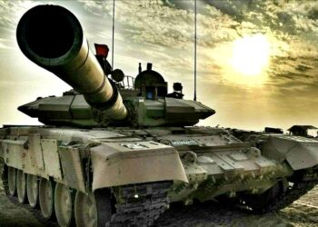 ലഡാക് അതിർത്തിയിൽ കരുതലോടെ കരസേന : വിന്യസിച്ചിരിക്കുന്നത് ഏറ്റവും ശക്തമായ ടി-90 ‘ഭീഷ്മ’ ടാങ്കുകൾ