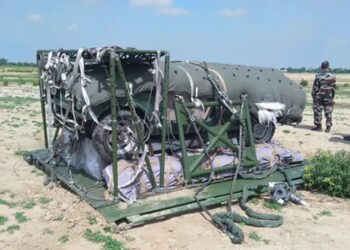 സൈന്യത്തിന്റെ പാരാ ഡ്രോപ്പിംഗിന് ഇരട്ടി കരുത്ത് : പി7 ഹെവി ഡ്രോപ്പ് സിസ്റ്റം വിജയകരമായി പരീക്ഷിച്ച് ഡി.ആർ.ഡി.ഒ