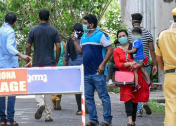 കരാർ തൊഴിലാളിക്ക് കൊവിഡ് സ്ഥിരീകരിച്ചു; കൊല്ലം കെ എം എം എല്ലിലെ 104 ജീവനക്കാർ നിരീക്ഷണത്തിൽ