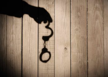 കാക്കനാട് ജില്ലാ ജയിലില്‍ നിന്ന് 3 വനിതാ തടവുകാര്‍ ജയില്‍ ചാടി : അഞ്ച് മിനിറ്റിനുള്ളില്‍ ഓടിച്ചിട്ട് പിടിച്ച് ജയിലധികൃതര്‍