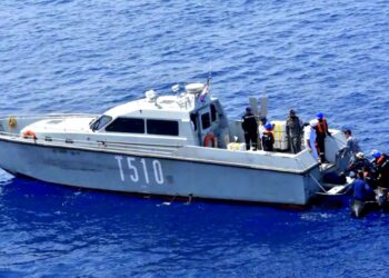 പാൻഗോങ് സോ തടാകത്തിൽ പട്രോളിങ്ങ് ഊർജ്ജിതമാക്കും : ഇന്ത്യൻ നാവികസേന ഹൈ പവർ ബോട്ടുകൾ വിന്യസിക്കുന്നു