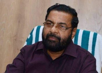 സംസ്ഥാന സർക്കാർ റിവ്യൂ ഹർജി നൽകില്ല : കോടതിവിധി നടപ്പാക്കുമെന്ന് കടകംപള്ളി സുരേന്ദ്രൻ