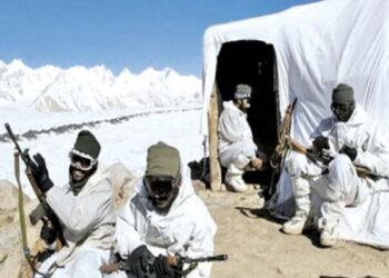 ചൈനുടെ കളി ഇനി ഇന്ത്യയോട് നടക്കില്ല: അതി ശൈത്യത്തിലും ലഡാക്കില്‍ ഇന്ത്യന്‍സൈന്യം നിലയുറപ്പിക്കും: തണുപ്പിനെ അതിജീവിക്കാനുള്ള അത്യാധുനിക സുരക്ഷാ ടെന്‍ഡുകള്‍ നിര്‍മ്മിക്കാന്‍ കേന്ദ്രം