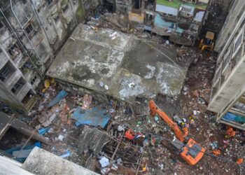 മഹാരാഷ്ട്രയിൽ കെട്ടിടം തകർന്നു വീണ സംഭവം : മരണസംഖ്യ 35 ആയി