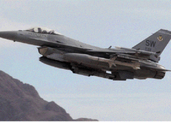 പരമാവധി സൈനികരെ യുദ്ധമുഖത്തു നിന്നും മാറ്റിനിര്‍ത്താനൊരുങ്ങി ഇന്ത്യ, യുദ്ധത്തിന് ഇനി ആളില്ലാ യുദ്ധ വിമാനങ്ങൾ