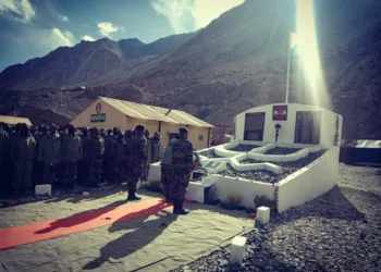 ഗാൽവാൻ താഴ്‌വരയിൽ വീരമൃത്യു വരിച്ച 20 ധീര സൈനികർക്ക് ലഡാക്കിൽ സൈന്യം സ്മാരകം നിർമ്മിച്ചു