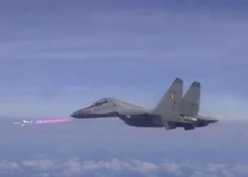 ശത്രുക്കളുടെ റഡാറുകളും സര്‍വൈലന്‍സ് സിസ്റ്റങ്ങളും തകര്‍ത്തെറിയാന്‍ ശേഷിയുള്ള ഇന്ത്യയിലെ ആദ്യ ആന്റി – റേഡിയേഷന്‍ മിസൈല്‍ ‘രുദ്രം ‘ വ്യോമസേനയുടെ ഭാഗമാകും