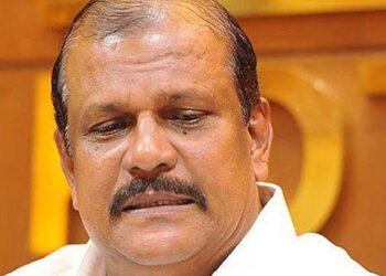 “എൽ.ഡി.എഫിലേക്ക് എൻ്റെ പട്ടി പോകും, പക്ഷേ, ജോസ്.കെ.മാണിയെ ഞാൻ അഭിനന്ദിക്കുന്നു” : പി.സി ജോർജ്