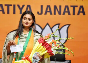 ബിഹാർ തെരഞ്ഞെടുപ്പ്; ഷൂട്ടിംഗ് താരം ശ്രേയസി സിംഗ് ബിജെപിയിൽ ചേർന്നു