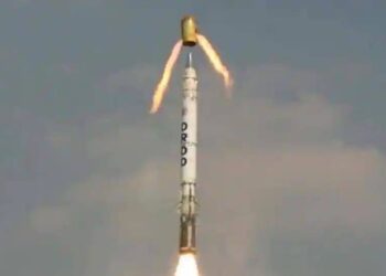 ശൗര്യ ആണവ മിസൈൽ സൈന്യത്തിന്റെ ഭാഗമാക്കാൻ അതിവേഗം അനുമതി നൽകി കേന്ദ്രസർക്കാർ : നടപടി അതിർത്തിയിലെ സംഘർഷത്തിന്റെ പശ്ചാത്തലത്തിൽ