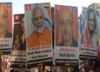 പാകിസ്ഥാനില് നിന്നും മോചനം വേണമെന്നാവശ്യപ്പെട്ട് നരേന്ദ്രമോദിയുടെ ഫോട്ടോയുമായി വൻ റാലി: പാകിസ്ഥാനിൽ സ്ത്രീകളും കുട്ടികളും തെരുവില്