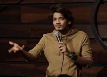 കോമഡി എന്ന പേരിൽ ഹിന്ദു ദൈവങ്ങളെ അപമാനിച്ചു: സ്റ്റാന്‍ഡ് അപ് കൊമേഡിയന്‍ മുനവര്‍ ഫാറൂഖി അറസ്റ്റില്‍