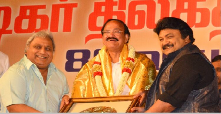 The Union Minister for Urban Development, Housing & Urban Poverty Alleviation and Information & Broadcasting, Shri M. Venkaiah Naidu being presented a memento by Shri Ramkumar Ganesan and Shri Prabhu (sons of legendary Actor Late Sivaji Ganesan), at the 88th birthday celebrations of the Actor late Sivaji Ganesan, in Chennai on October 01, 2016.