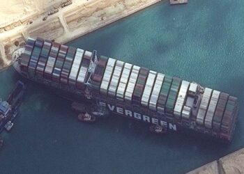 നഷ്ടപരിഹാരം നൽകിയില്ല; സൂയസ്സില്‍ തടസ്സം സൃഷ്ടിച്ച എവര്‍ ഗിവണ്‍ പിടിച്ചെടുത്തു, നഷ്ടപരിഹാരം 900 മില്യണ്‍ ഡോളര്‍