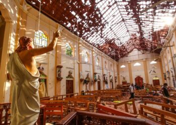 ശ്രീ​​​ല​​​ങ്ക​​​ന്‍ സ്ഫോ​​​ട​​നം; മു​​​സ്‌​​ലിം നേ​​​താ​​​വും പാ​​​ര്‍​​​ല​​​മെ​​​ന്‍റ് അം​​​ഗ​​​വു​​​മാ​​​യ റി​​​ഷാ​​​ദ് ബ​​​ദി​​​യു​​​ദ്ധീ​​​നും,സ​​​ഹോ​​​ദ​​​ര​​​ന്‍ റി​​​യാ​​​ജ് ബ​​​ദി​​​യു​​​ദ്ധീ​​​നും അറസ്റ്റിൽ.