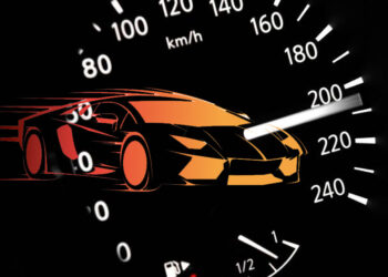 അമിത വേഗതയിൽ കാറോടിച്ചു ; സോഷ്യൽ മീഡിയ താരത്തിന് ഇരുപതു ലക്ഷം പിഴ