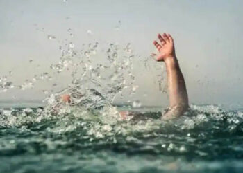 മത്സ്യബന്ധനത്തിന് പോയ ബോട്ട് മറിഞ്ഞ് മൂന്ന് മത്സ്യത്തൊഴിലാളികളെ കാണാതായി